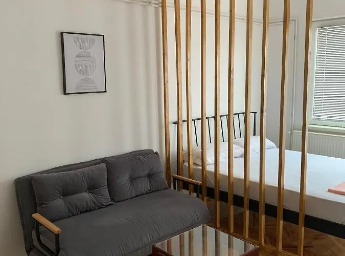 Comfy Studio - 1 Minute Walk To Delta Planet